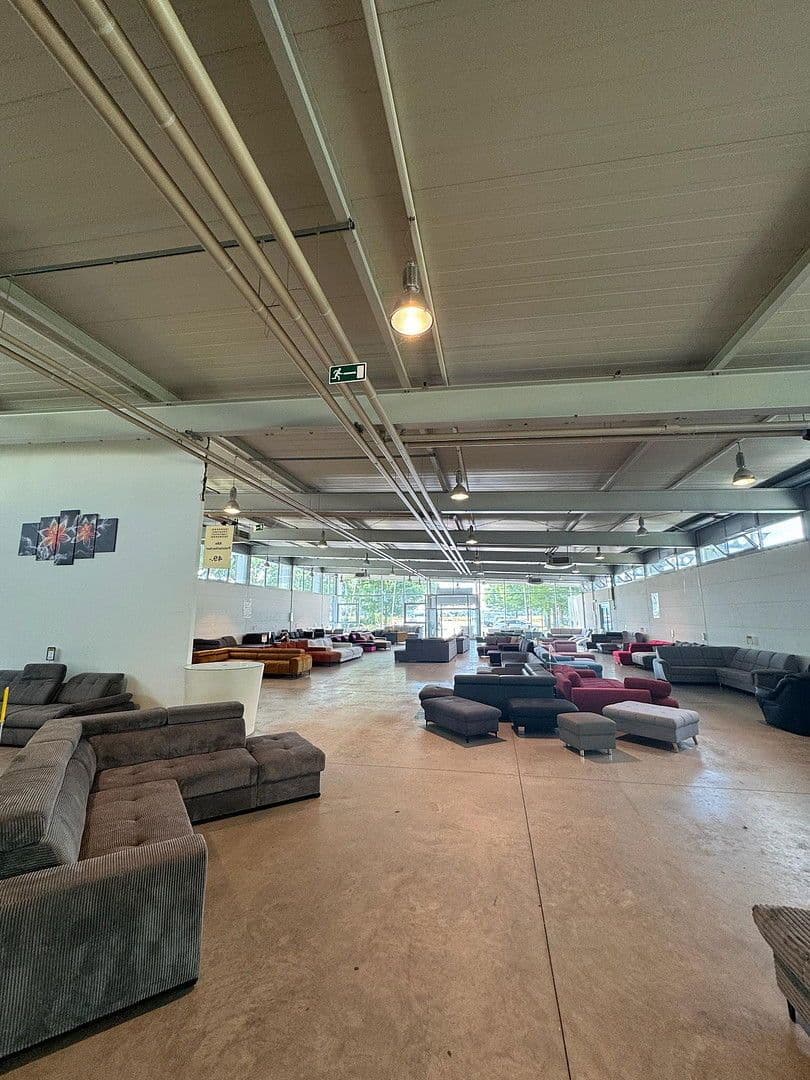 Prenájom nebytového priestoru 10.000 m², Kirchstr. 32, Gommersheim, Porýnie-Falcko Prenájom nebytového priestoru 10.000 m², Kirchstr. 32, Gommersheim, Porýnie-Falcko