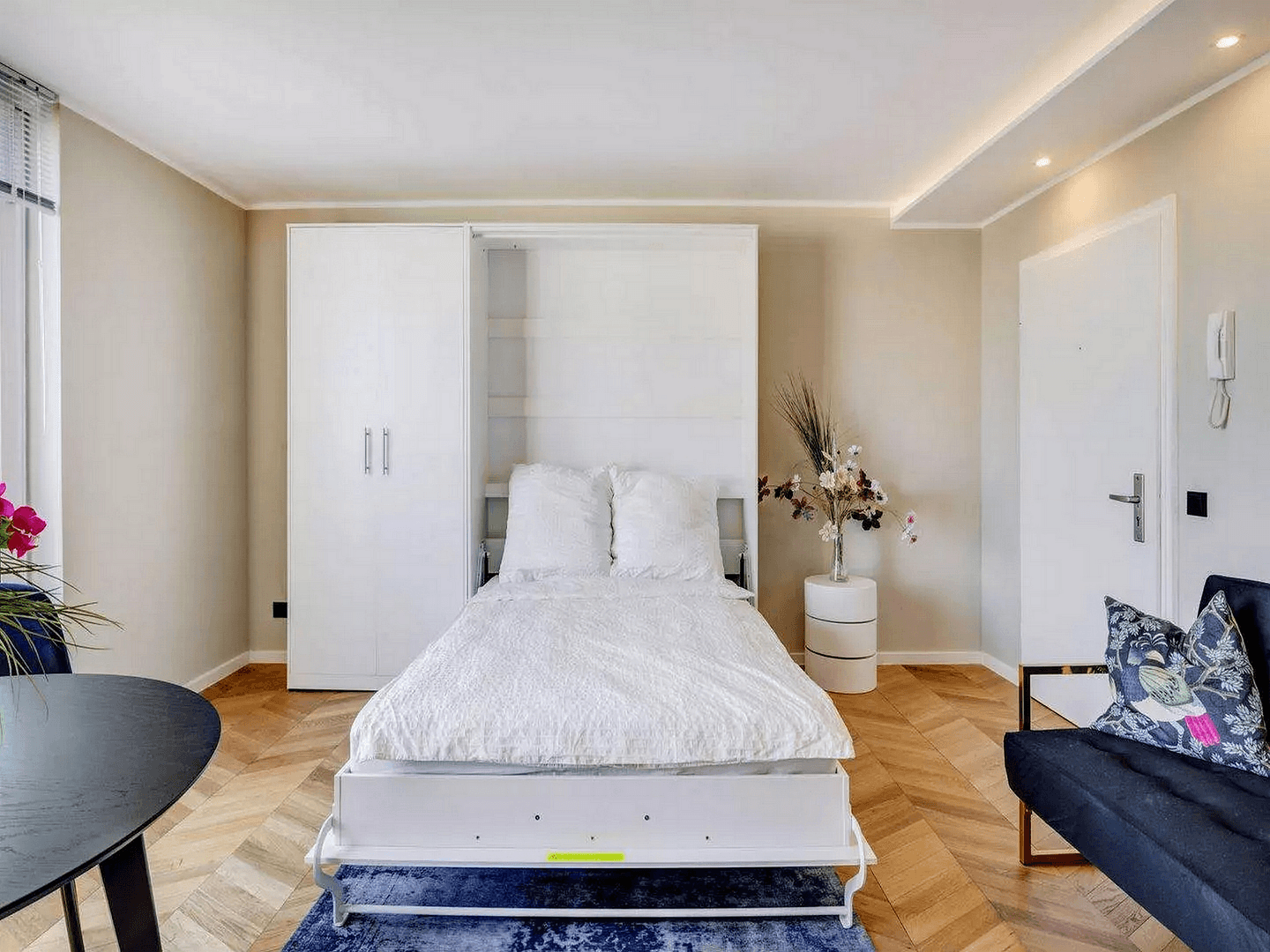 Prenájom bytu 1-izbový 34 m², München, Bavorsko Prenájom bytu 1-izbový 34 m², München, Bavorsko