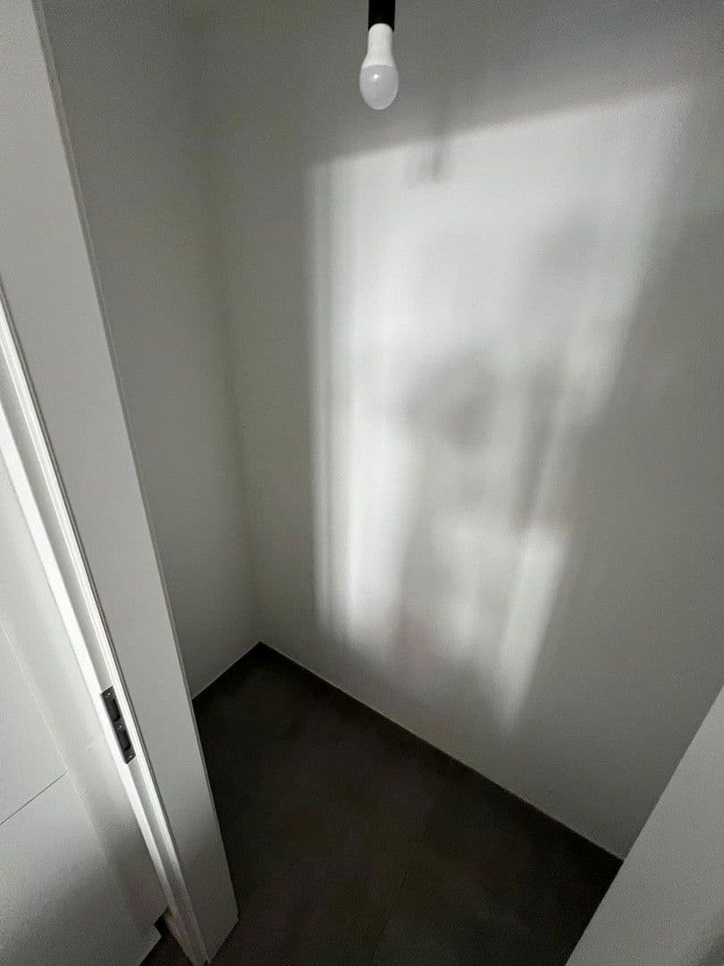 Prenájom bytu 3-izbový 104 m², Friedrich-Ebert-Straße 40-1, Seeheim-Jugenheim, Hesensko Prenájom bytu 3-izbový 104 m², Friedrich-Ebert-Straße 40-1, Seeheim-Jugenheim, Hesensko