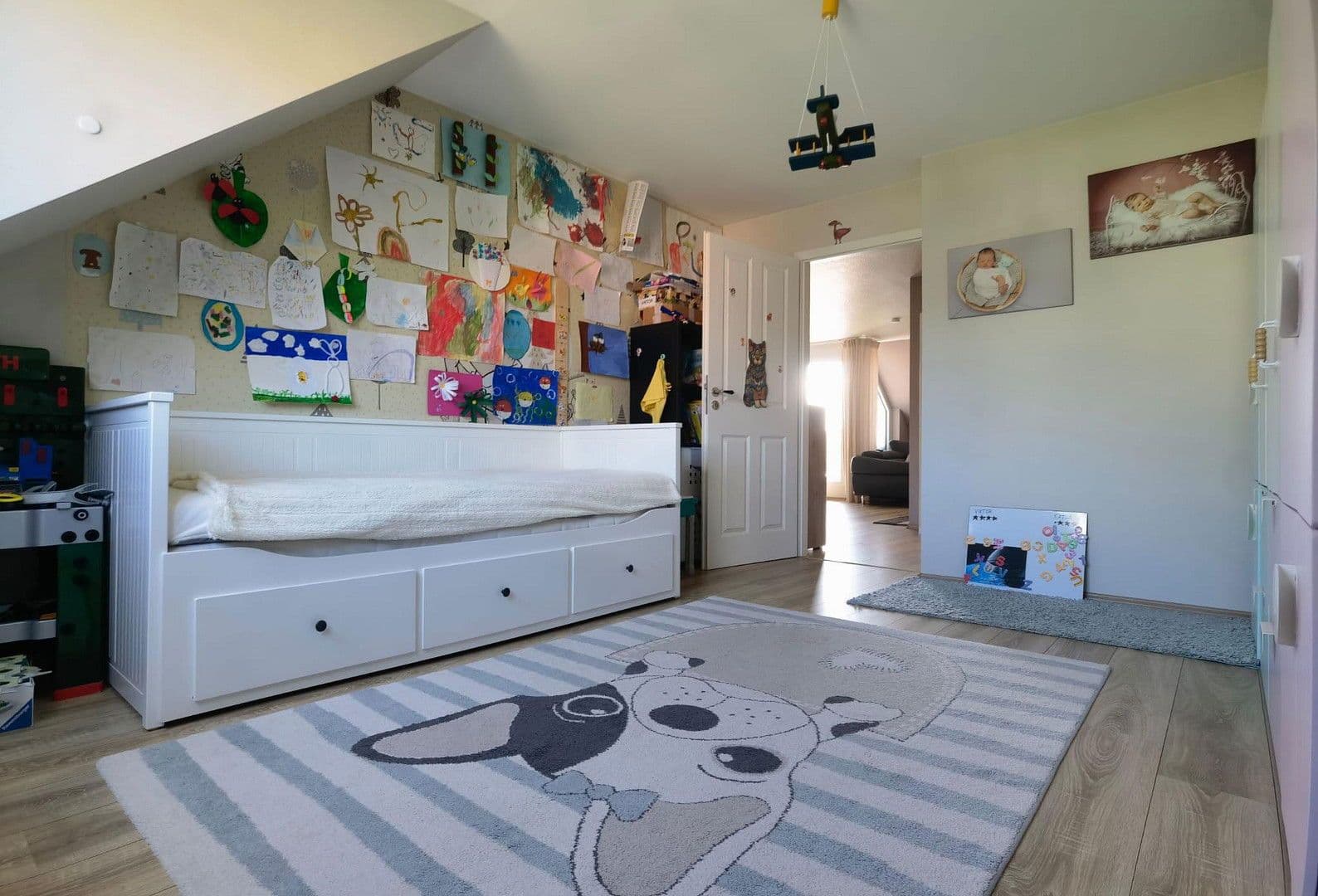 Predaj bytu 3-izbový 88 m², Nagold, Bádensko-Wurttembersko Predaj bytu 3-izbový 88 m², Nagold, Bádensko-Wurttembersko