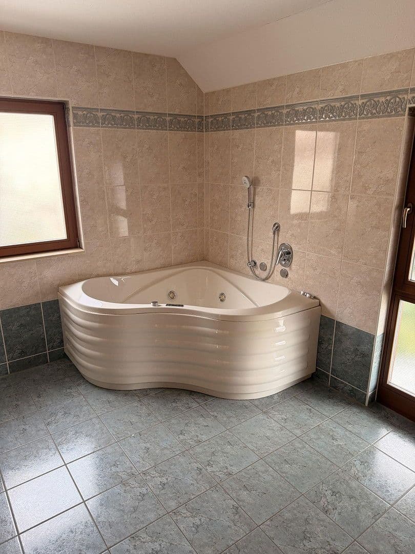 Predaj domu 266 m², pozemek 344 m², Idstein, Hesensko Predaj domu 266 m², pozemek 344 m², Idstein, Hesensko