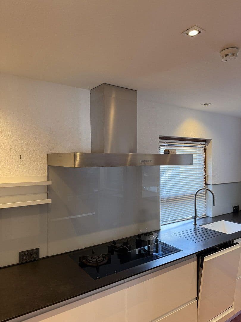 Predaj domu 266 m², pozemek 344 m², Idstein, Hesensko Predaj domu 266 m², pozemek 344 m², Idstein, Hesensko