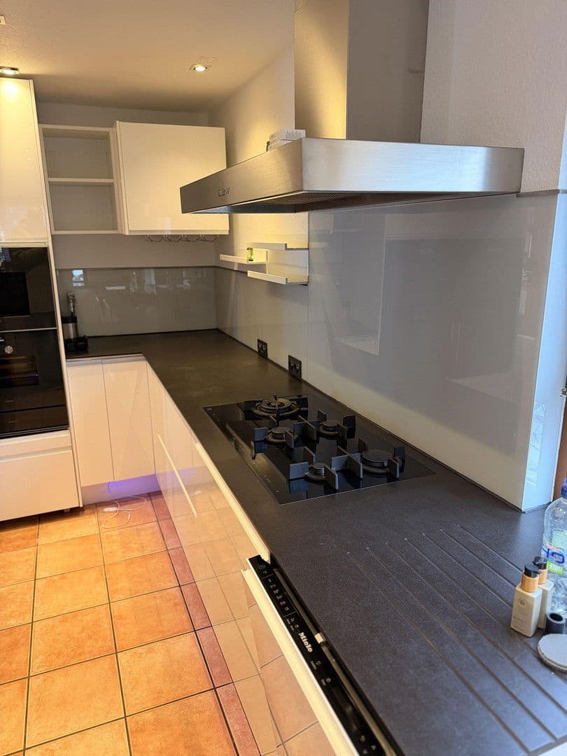 Predaj domu 266 m², pozemek 344 m², Idstein, Hesensko Predaj domu 266 m², pozemek 344 m², Idstein, Hesensko