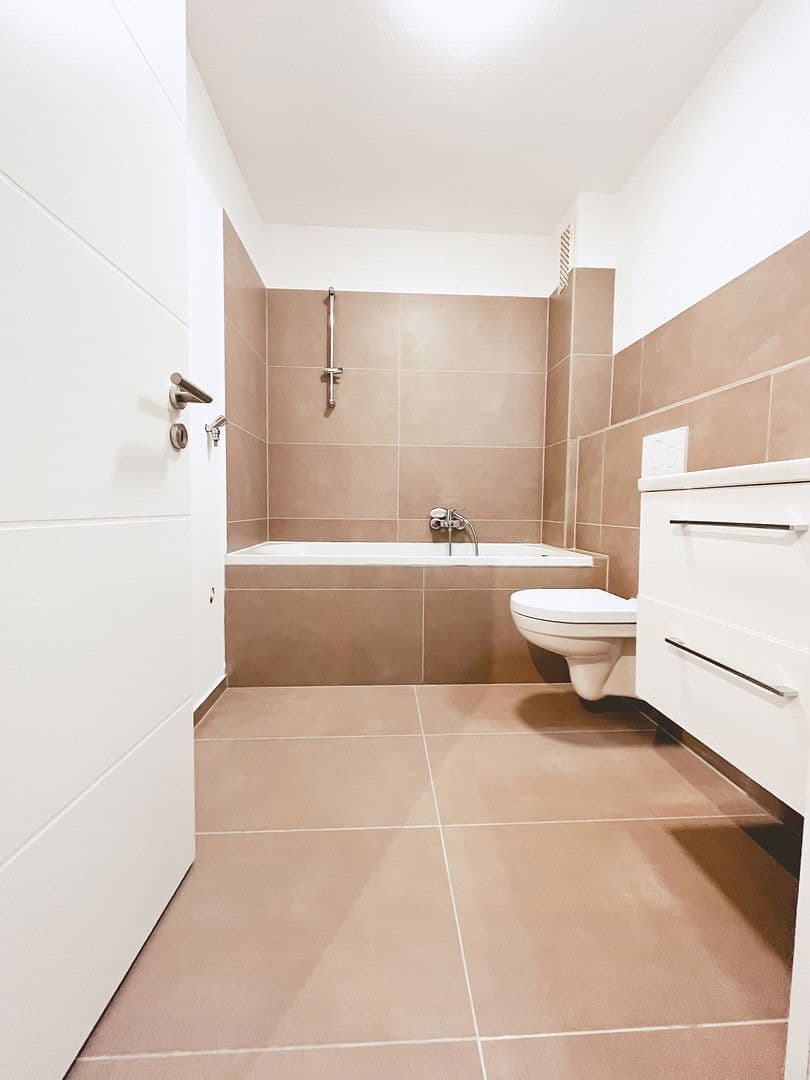 Predaj bytu 2-izbový 70 m², Köln, Severné Porýnie - Westfálsko Predaj bytu 2-izbový 70 m², Köln, Severné Porýnie - Westfálsko