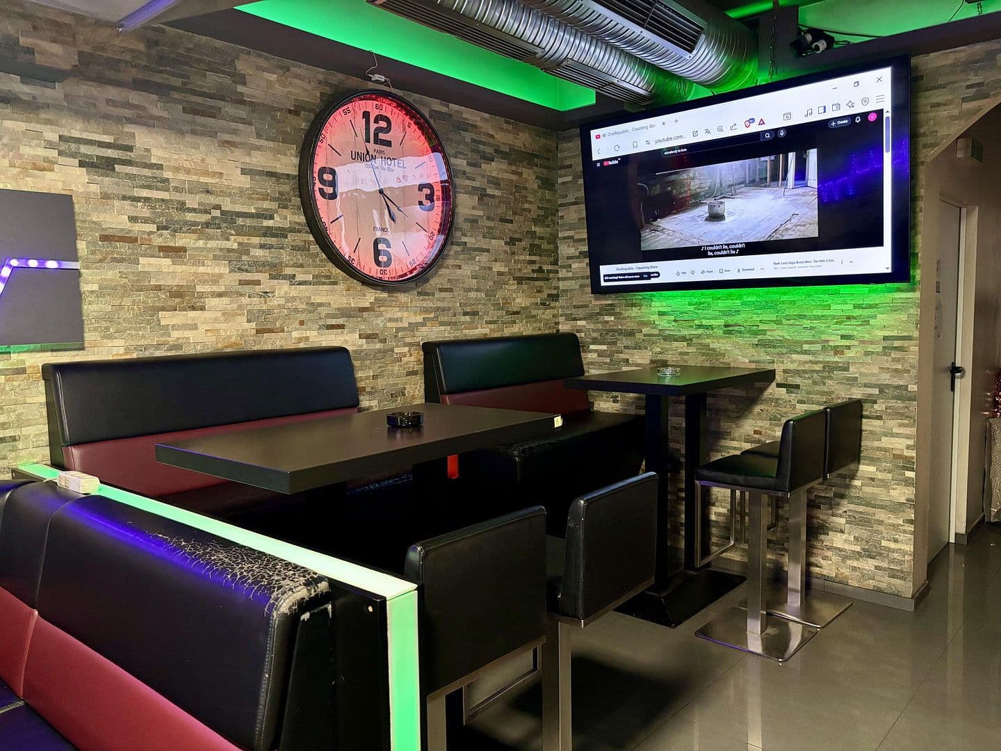 Prenájom nebytového priestoru 165 m², Mannheim, Bádensko-Wurttembersko Prenájom nebytového priestoru 165 m², Mannheim, Bádensko-Wurttembersko