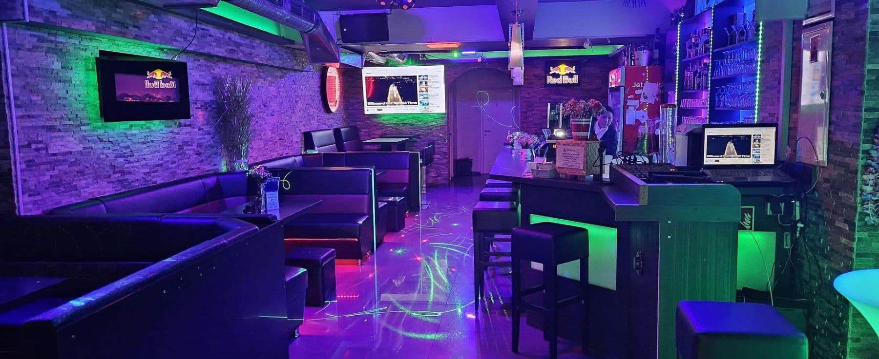 Prenájom nebytového priestoru 165 m², Mannheim, Bádensko-Wurttembersko Prenájom nebytového priestoru 165 m², Mannheim, Bádensko-Wurttembersko