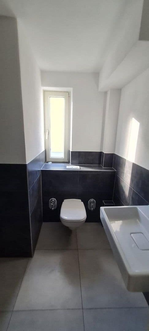 Prenájom bytu 2-izbový 52 m², Jos.-Otto-Kolb-Straße 15, Ebermannstadt, Bavorsko Prenájom bytu 2-izbový 52 m², Jos.-Otto-Kolb-Straße 15, Ebermannstadt, Bavorsko