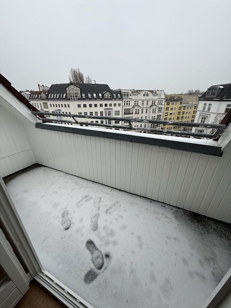 Prenájom bytu 3-izbový 152 m², Hohenzollerndamm, Berlin, Berlín Prenájom bytu 3-izbový 152 m², Hohenzollerndamm, Berlin, Berlín