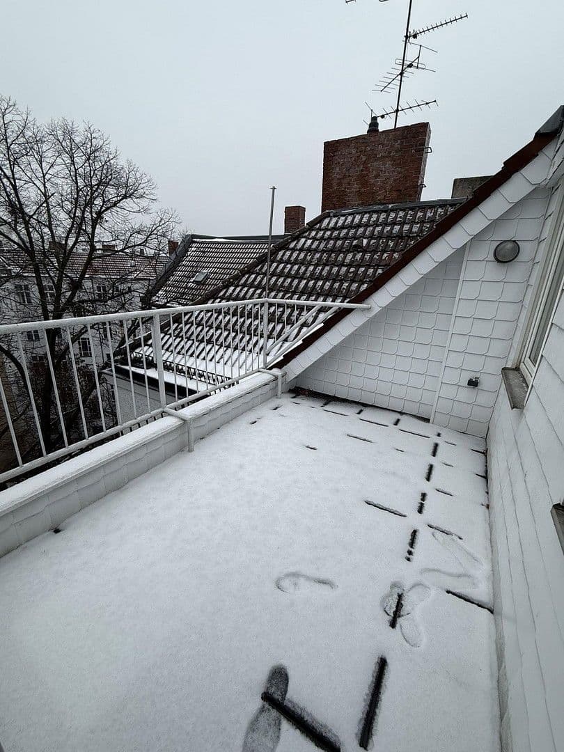 Prenájom bytu 3-izbový 152 m², Hohenzollerndamm, Berlin, Berlín Prenájom bytu 3-izbový 152 m², Hohenzollerndamm, Berlin, Berlín