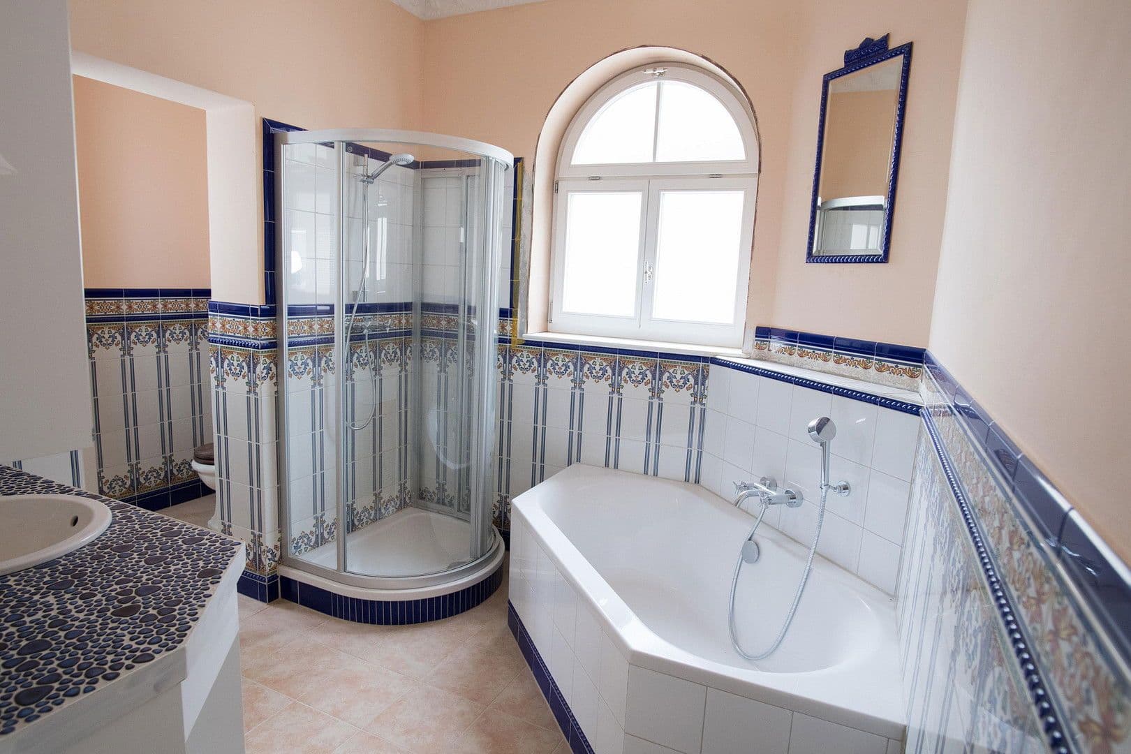 Prenájom bytu 4-izbový 128 m², Grochlitzer Str. 43, Naumburg (Saale), Sasko-Anhaltsko Prenájom bytu 4-izbový 128 m², Grochlitzer Str. 43, Naumburg (Saale), Sasko-Anhaltsko