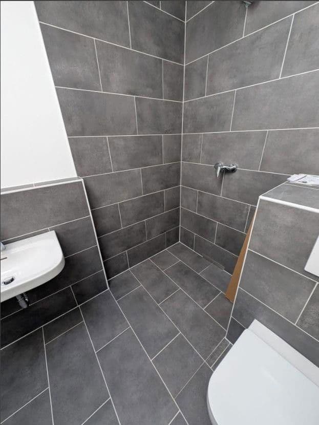 Prenájom bytu 2-izbový 81 m², Hamburger Allee 51c, Nauen, Brandenbursko Prenájom bytu 2-izbový 81 m², Hamburger Allee 51c, Nauen, Brandenbursko