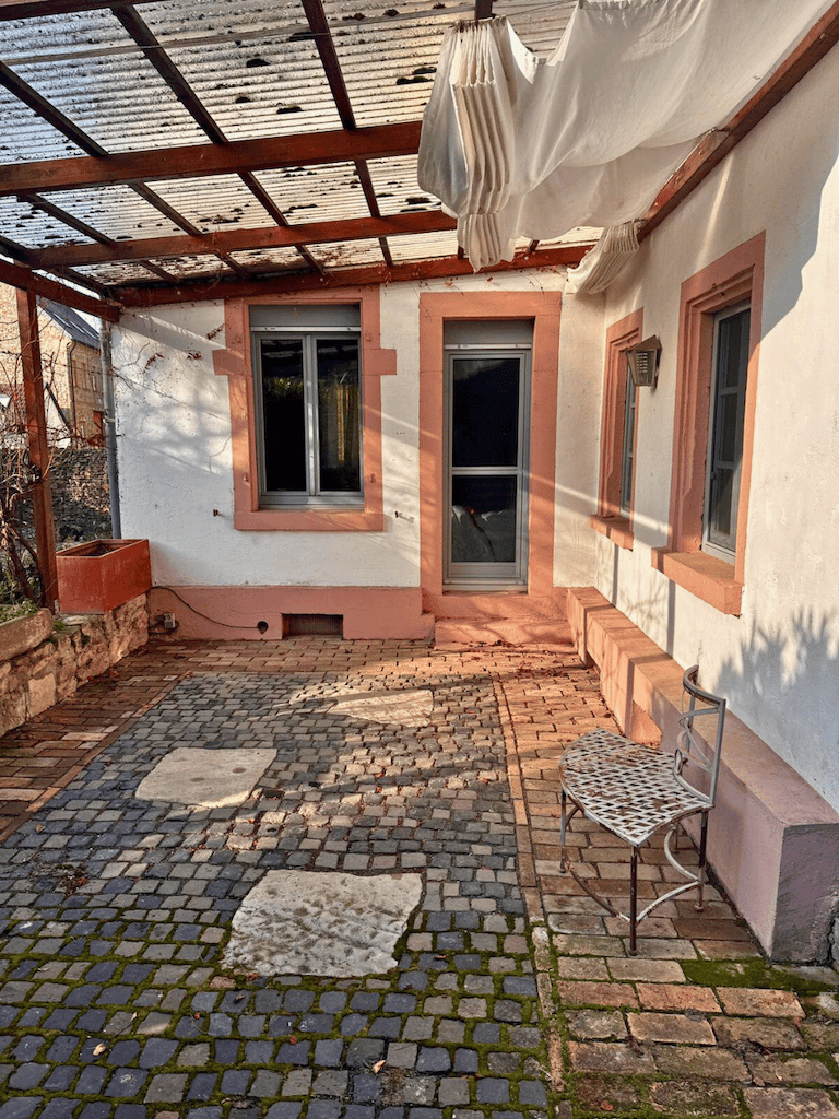 Predaj domu 211 m², pozemek 658 m², Alsheim, Porýnie-Falcko Predaj domu 211 m², pozemek 658 m², Alsheim, Porýnie-Falcko