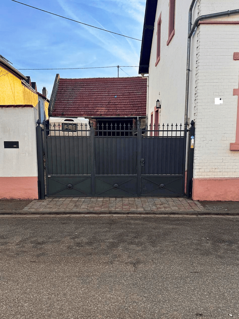 Predaj domu 211 m², pozemek 658 m², Alsheim, Porýnie-Falcko Predaj domu 211 m², pozemek 658 m², Alsheim, Porýnie-Falcko