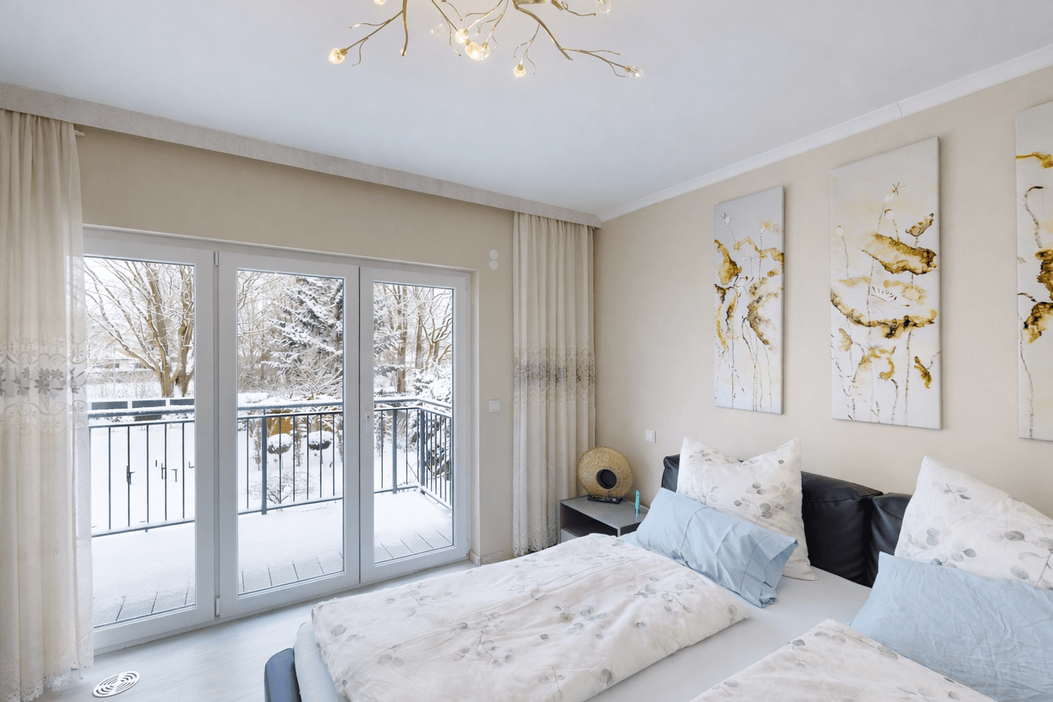 Predaj domu 216 m², pozemek 1.023 m², Waldemar Bonsels Weg 81, Ahrensburg, Šlezvicko-Holštajnsko Predaj domu 216 m², pozemek 1.023 m², Waldemar Bonsels Weg 81, Ahrensburg, Šlezvicko-Holštajnsko