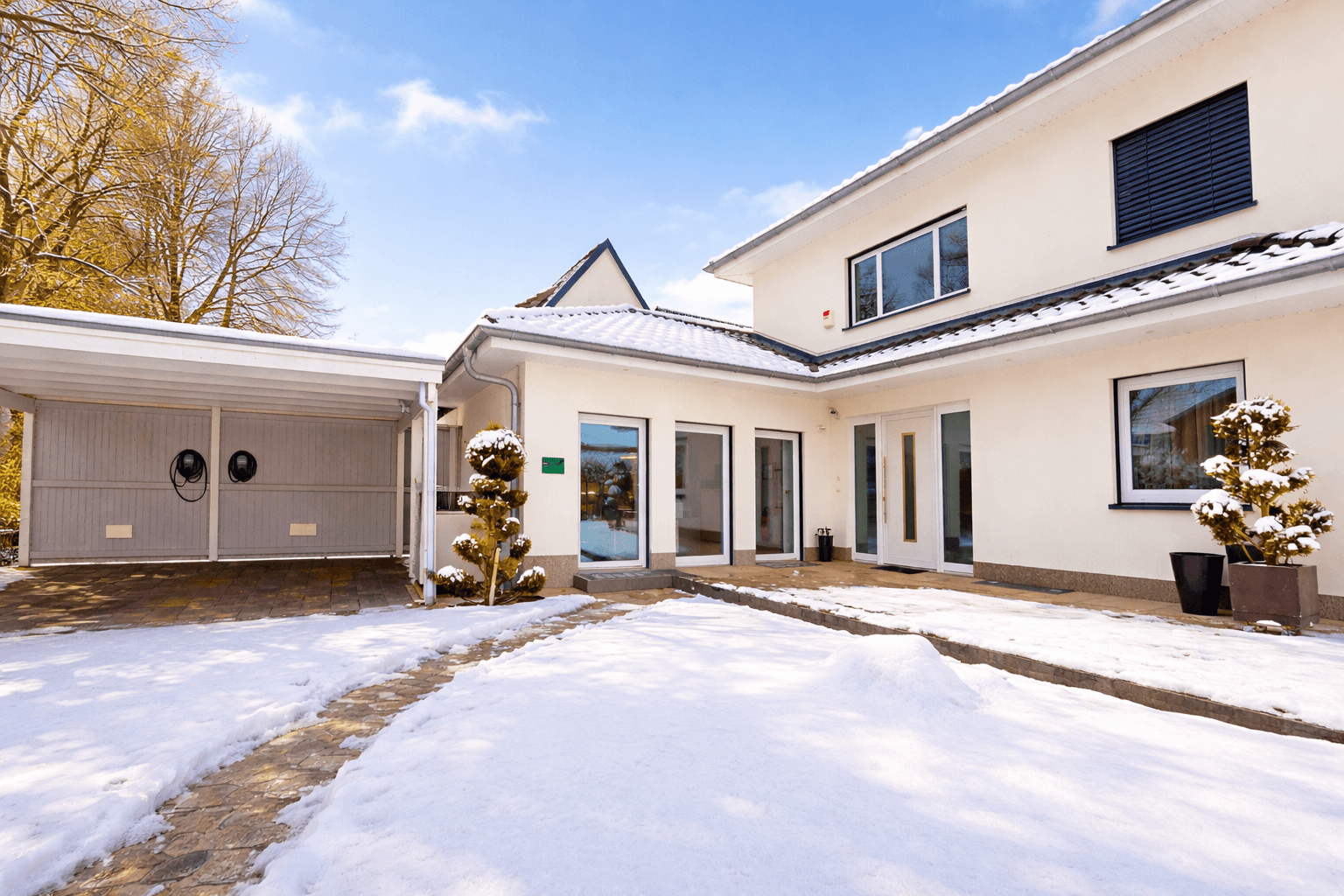 Predaj domu 216 m², pozemek 1.023 m², Waldemar Bonsels Weg 81, Ahrensburg, Šlezvicko-Holštajnsko Predaj domu 216 m², pozemek 1.023 m², Waldemar Bonsels Weg 81, Ahrensburg, Šlezvicko-Holštajnsko