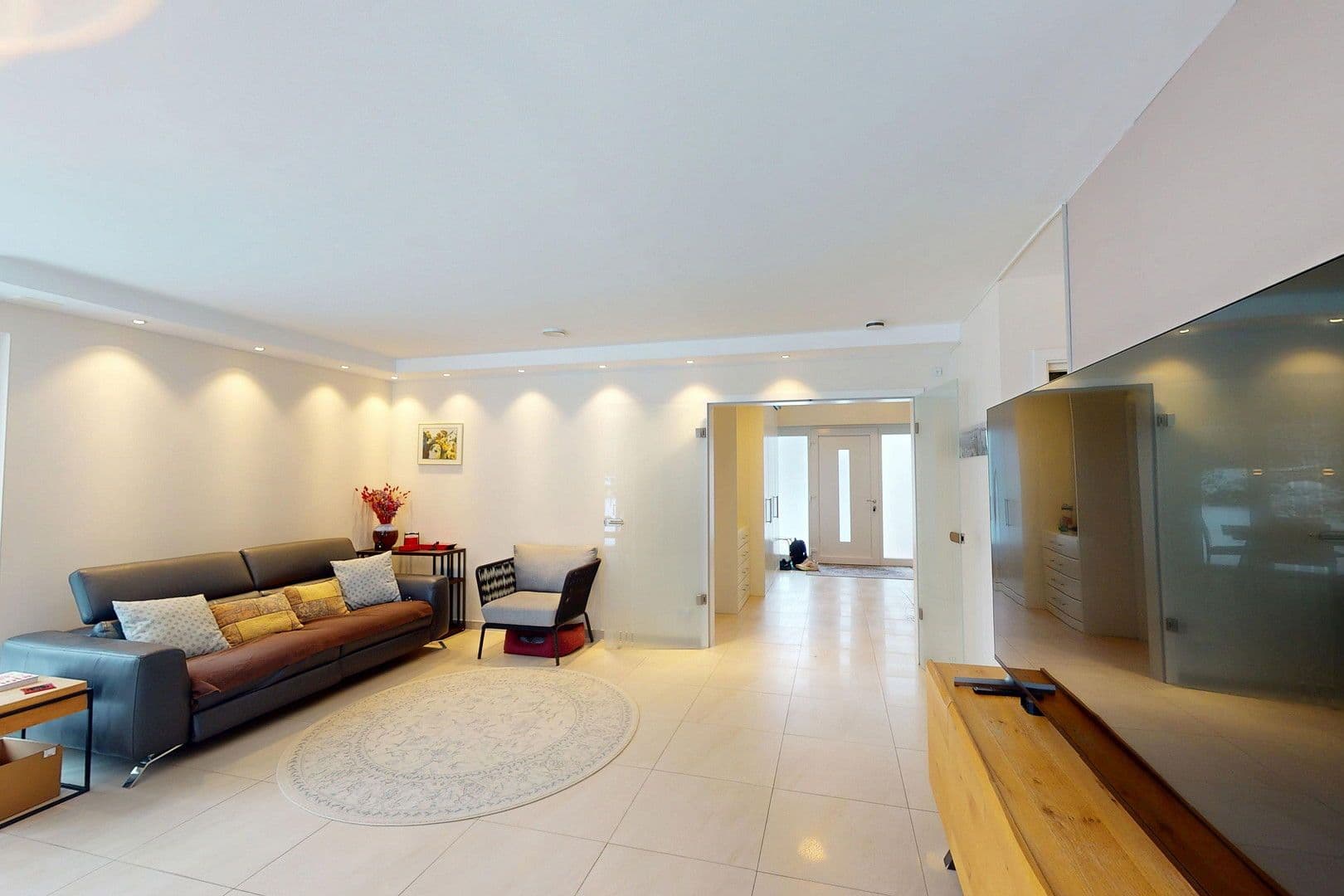 Predaj domu 216 m², pozemek 1.023 m², Waldemar Bonsels Weg 81, Ahrensburg, Šlezvicko-Holštajnsko Predaj domu 216 m², pozemek 1.023 m², Waldemar Bonsels Weg 81, Ahrensburg, Šlezvicko-Holštajnsko