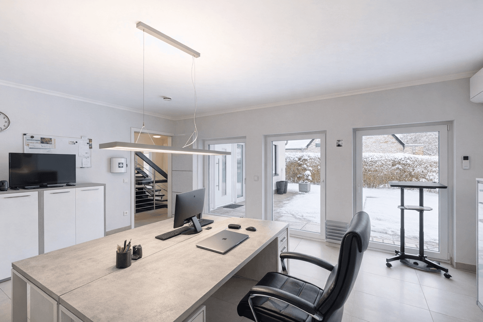 Predaj domu 216 m², pozemek 1.023 m², Waldemar Bonsels Weg 81, Ahrensburg, Šlezvicko-Holštajnsko Predaj domu 216 m², pozemek 1.023 m², Waldemar Bonsels Weg 81, Ahrensburg, Šlezvicko-Holštajnsko