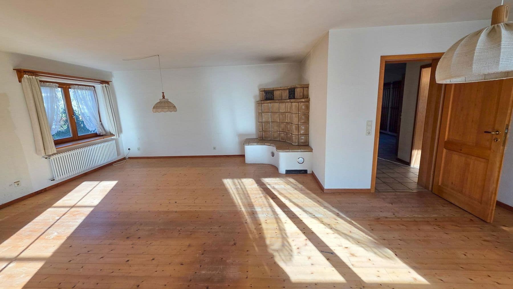Predaj domu 296 m², pozemek 1.073 m², Freiburg, Bádensko-Wurttembersko Predaj domu 296 m², pozemek 1.073 m², Freiburg, Bádensko-Wurttembersko