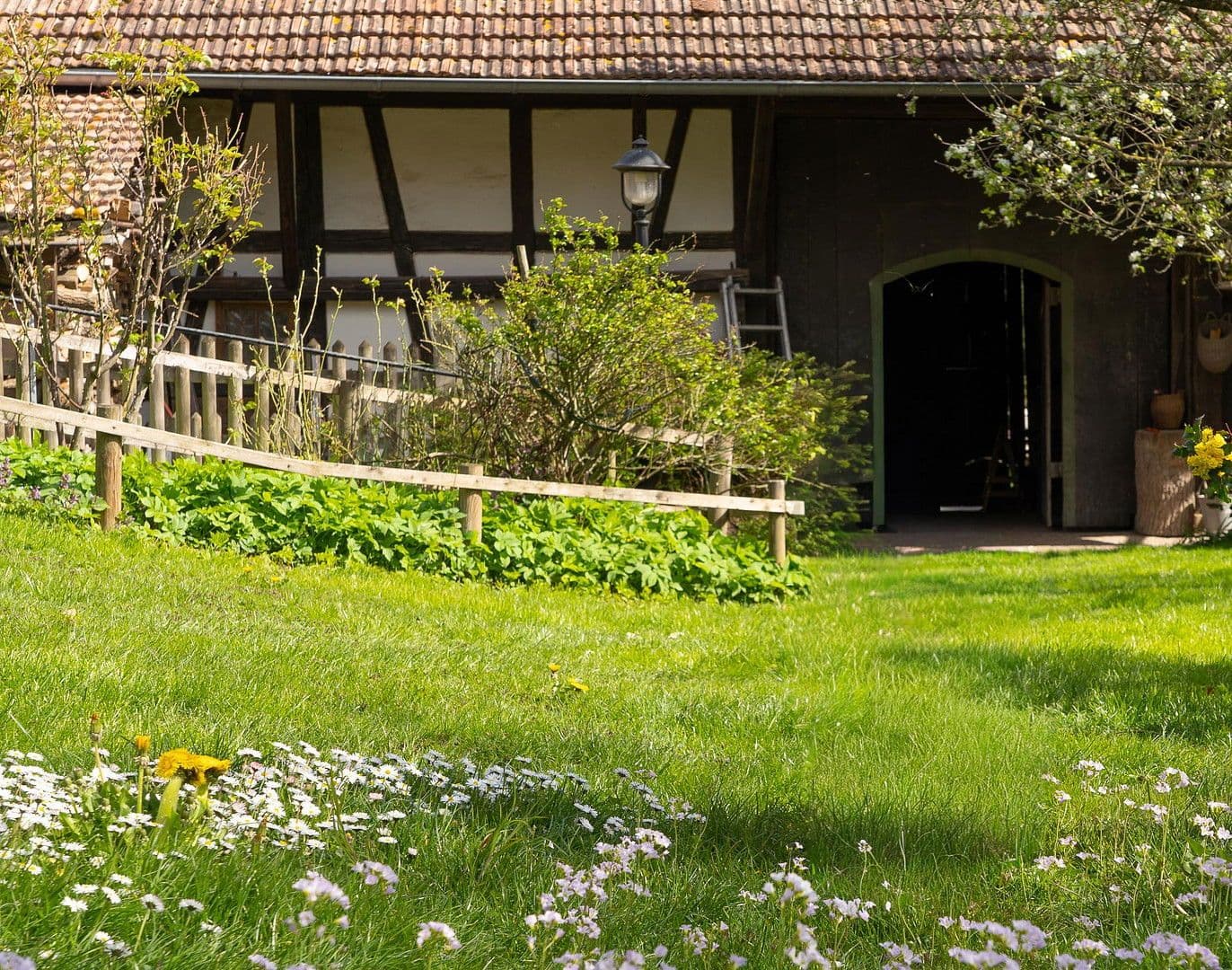 Predaj domu 296 m², pozemek 1.073 m², Freiburg, Bádensko-Wurttembersko Predaj domu 296 m², pozemek 1.073 m², Freiburg, Bádensko-Wurttembersko