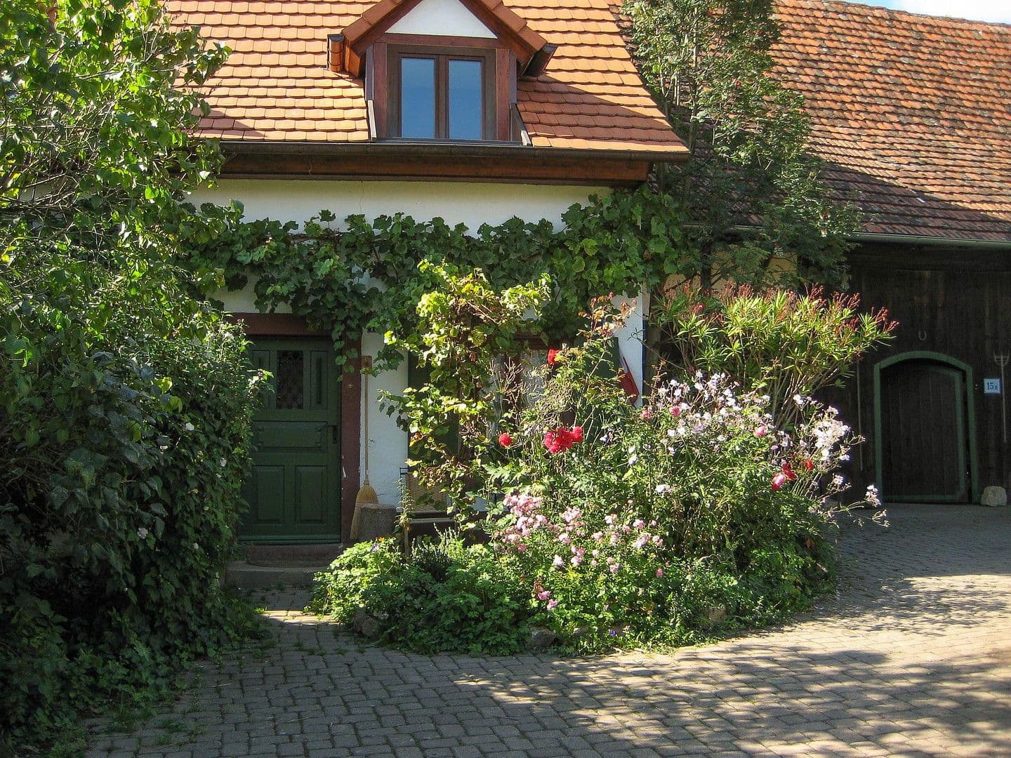 Predaj domu 296 m², pozemek 1.073 m², Freiburg, Bádensko-Wurttembersko Predaj domu 296 m², pozemek 1.073 m², Freiburg, Bádensko-Wurttembersko