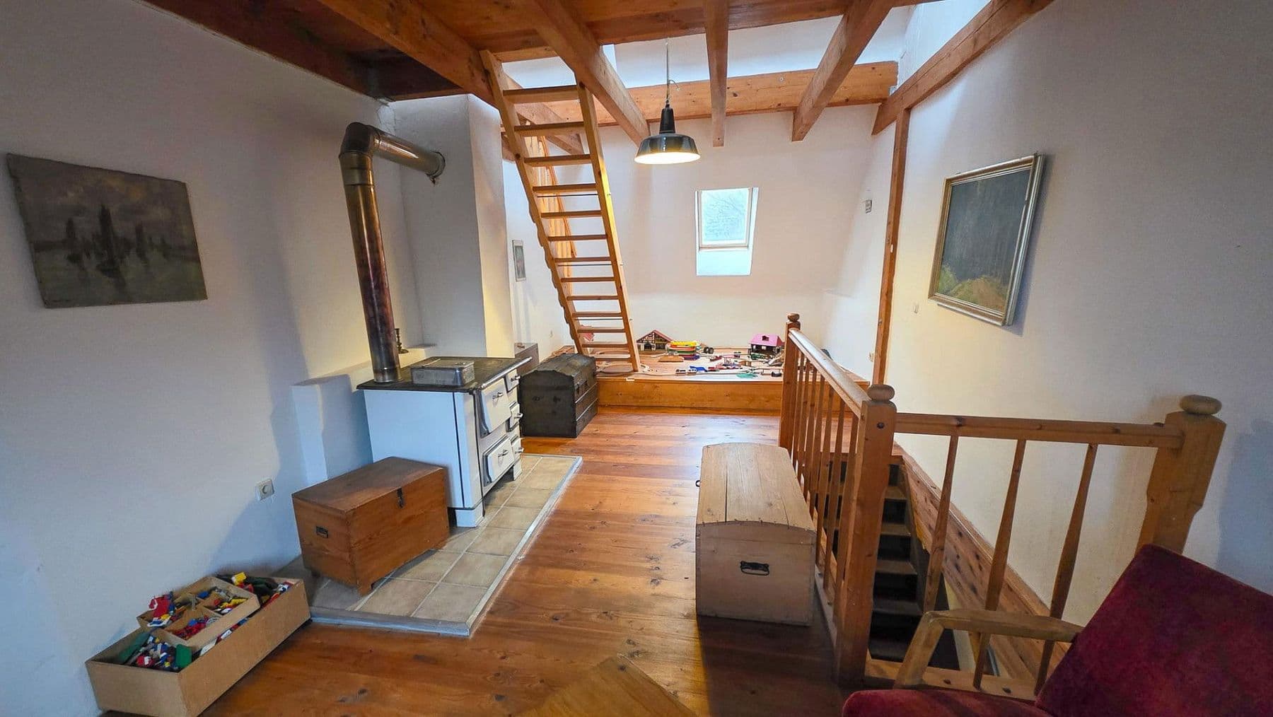 Predaj domu 296 m², pozemek 1.073 m², Freiburg, Bádensko-Wurttembersko Predaj domu 296 m², pozemek 1.073 m², Freiburg, Bádensko-Wurttembersko