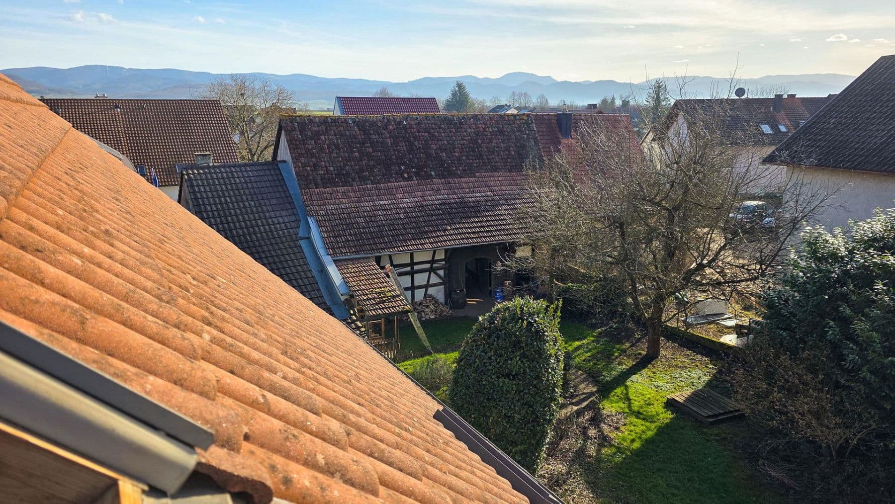 Predaj domu 296 m², pozemek 1.073 m², Freiburg, Bádensko-Wurttembersko Predaj domu 296 m², pozemek 1.073 m², Freiburg, Bádensko-Wurttembersko