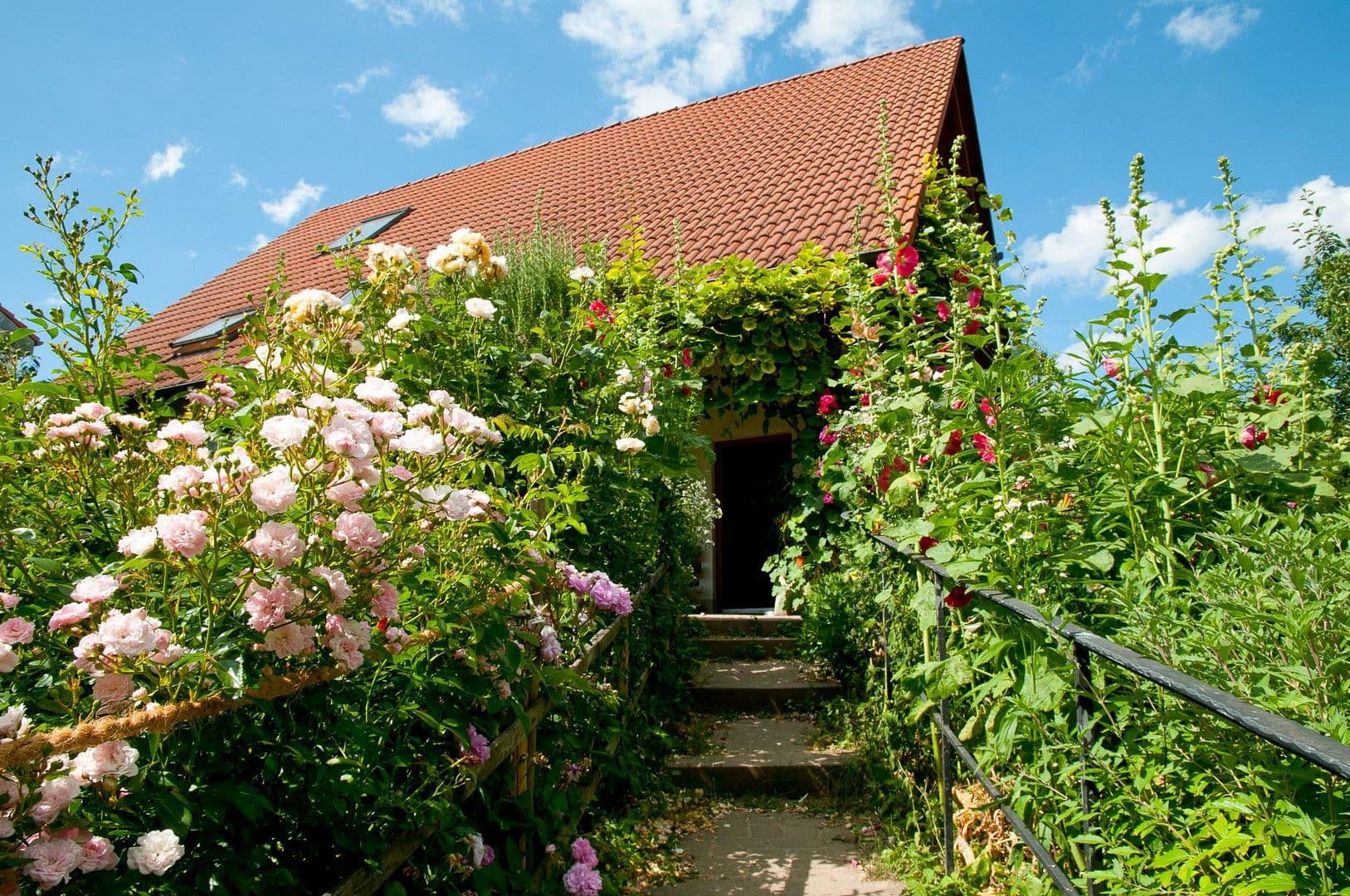 Predaj domu 296 m², pozemek 1.073 m², Freiburg, Bádensko-Wurttembersko Predaj domu 296 m², pozemek 1.073 m², Freiburg, Bádensko-Wurttembersko
