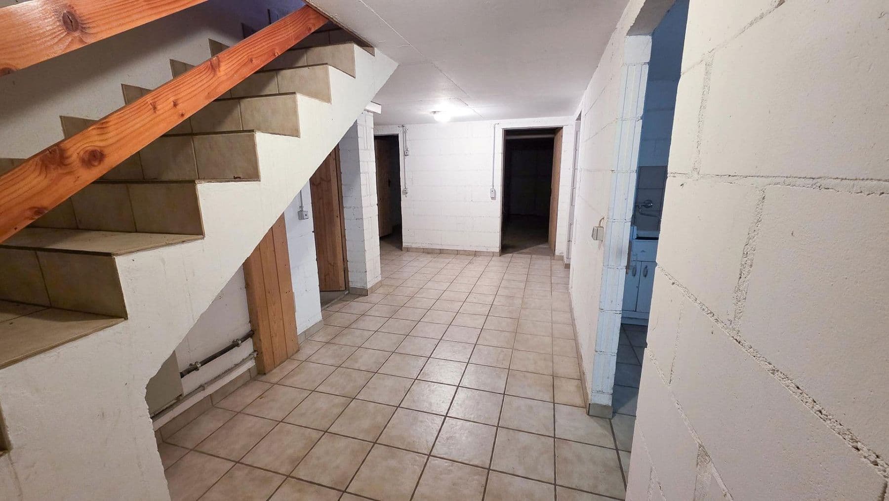 Predaj domu 296 m², pozemek 1.073 m², Freiburg, Bádensko-Wurttembersko Predaj domu 296 m², pozemek 1.073 m², Freiburg, Bádensko-Wurttembersko