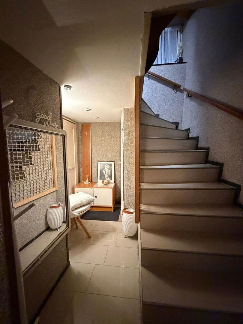 Prenájom domu 140 m², pozemek 200 m², Wiesenbach, Bádensko-Wurttembersko Prenájom domu 140 m², pozemek 200 m², Wiesenbach, Bádensko-Wurttembersko