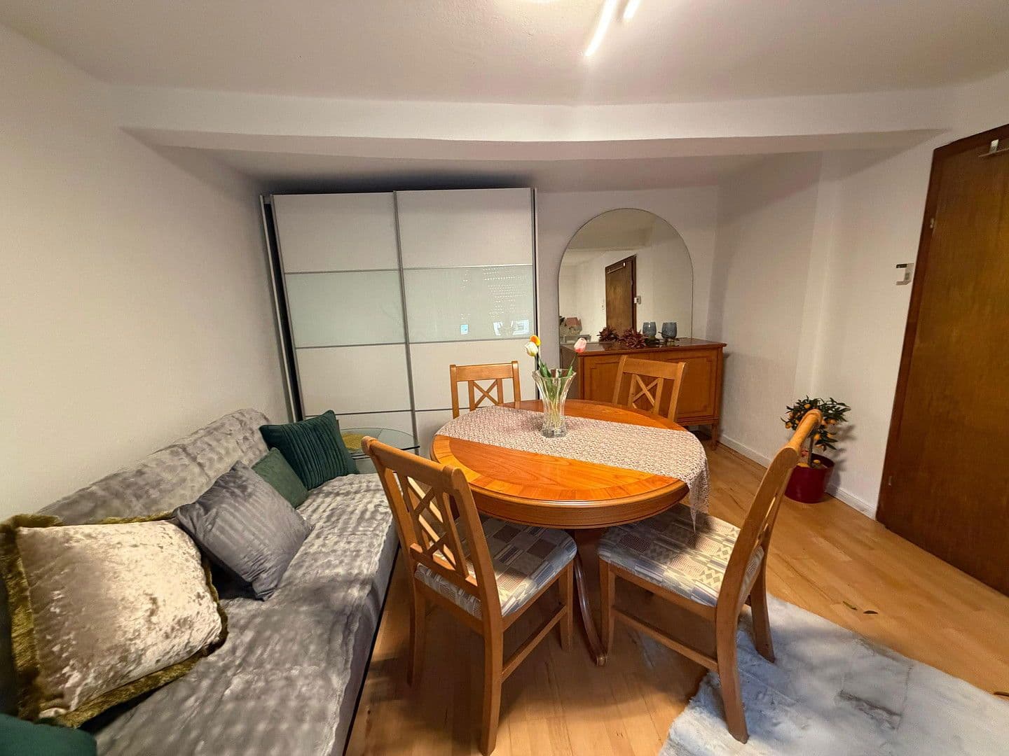 Prenájom domu 140 m², pozemek 200 m², Wiesenbach, Bádensko-Wurttembersko Prenájom domu 140 m², pozemek 200 m², Wiesenbach, Bádensko-Wurttembersko