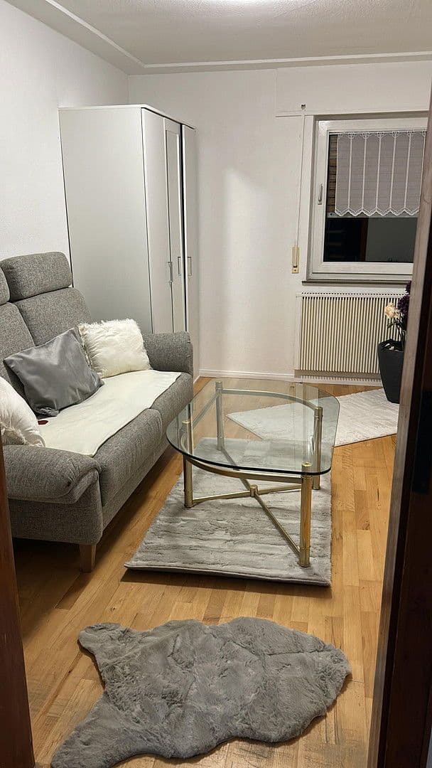 Prenájom domu 140 m², pozemek 200 m², Wiesenbach, Bádensko-Wurttembersko Prenájom domu 140 m², pozemek 200 m², Wiesenbach, Bádensko-Wurttembersko