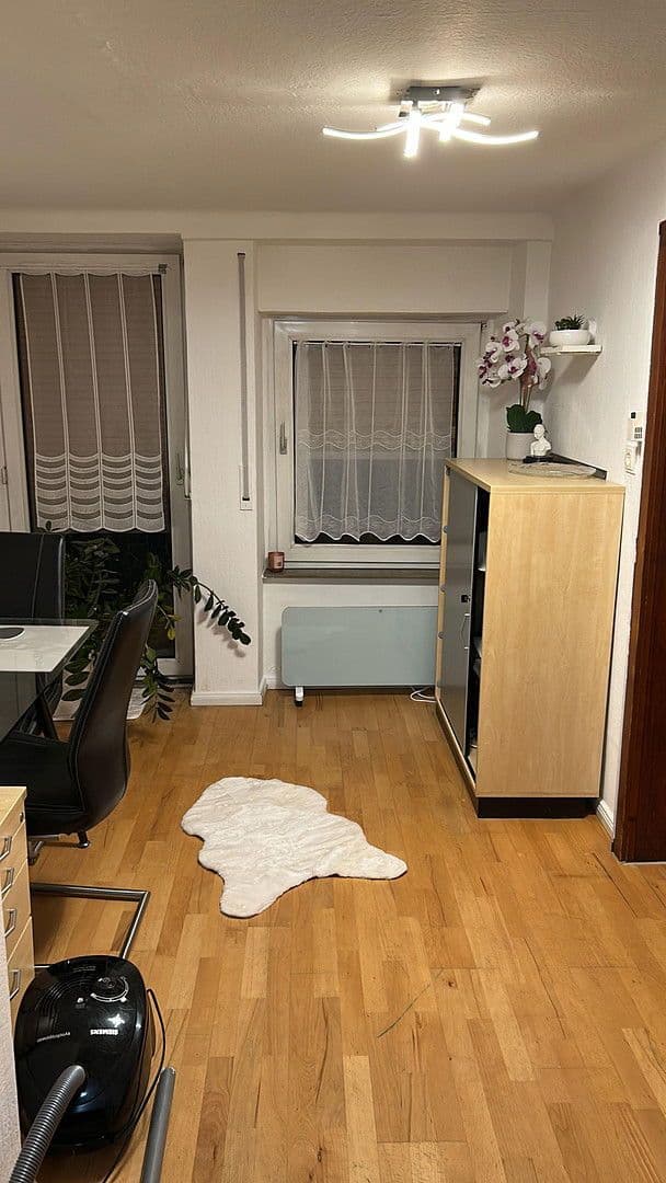 Prenájom domu 140 m², pozemek 200 m², Wiesenbach, Bádensko-Wurttembersko Prenájom domu 140 m², pozemek 200 m², Wiesenbach, Bádensko-Wurttembersko