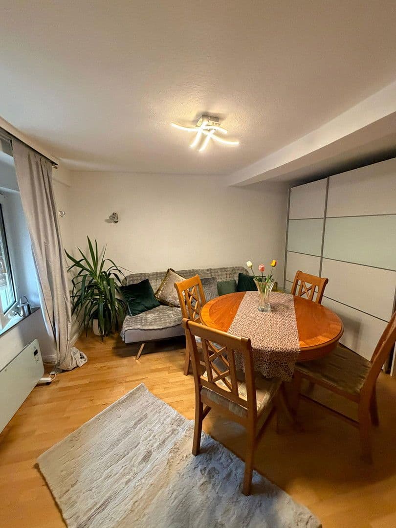 Prenájom domu 140 m², pozemek 200 m², Wiesenbach, Bádensko-Wurttembersko Prenájom domu 140 m², pozemek 200 m², Wiesenbach, Bádensko-Wurttembersko