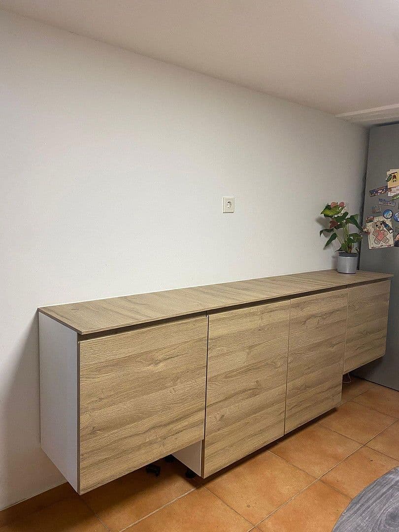 Prenájom domu 140 m², pozemek 200 m², Wiesenbach, Bádensko-Wurttembersko Prenájom domu 140 m², pozemek 200 m², Wiesenbach, Bádensko-Wurttembersko