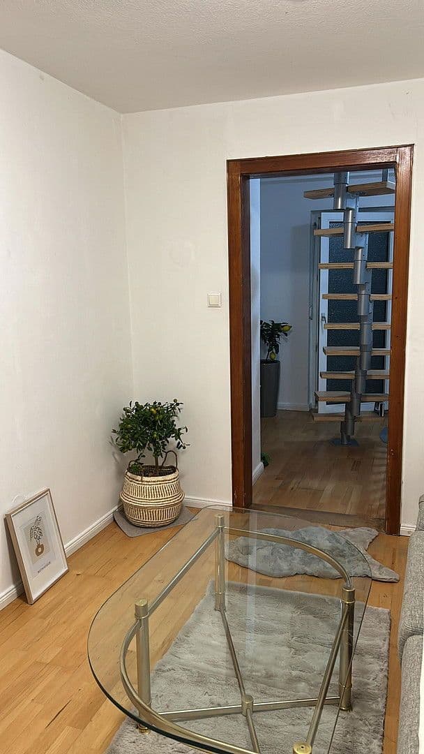 Prenájom domu 140 m², pozemek 200 m², Wiesenbach, Bádensko-Wurttembersko Prenájom domu 140 m², pozemek 200 m², Wiesenbach, Bádensko-Wurttembersko