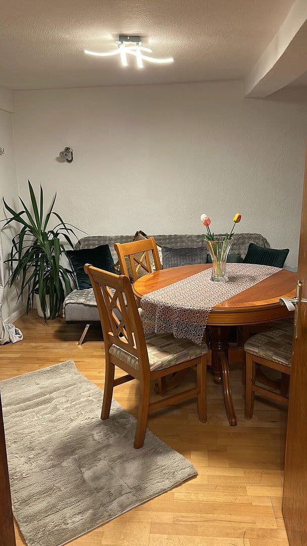 Prenájom domu 140 m², pozemek 200 m², Wiesenbach, Bádensko-Wurttembersko Prenájom domu 140 m², pozemek 200 m², Wiesenbach, Bádensko-Wurttembersko