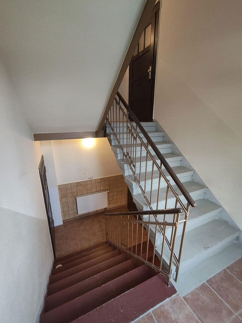 Prenájom bytu 4-izbový 75 m², Zwickau, Sasko Prenájom bytu 4-izbový 75 m², Zwickau, Sasko