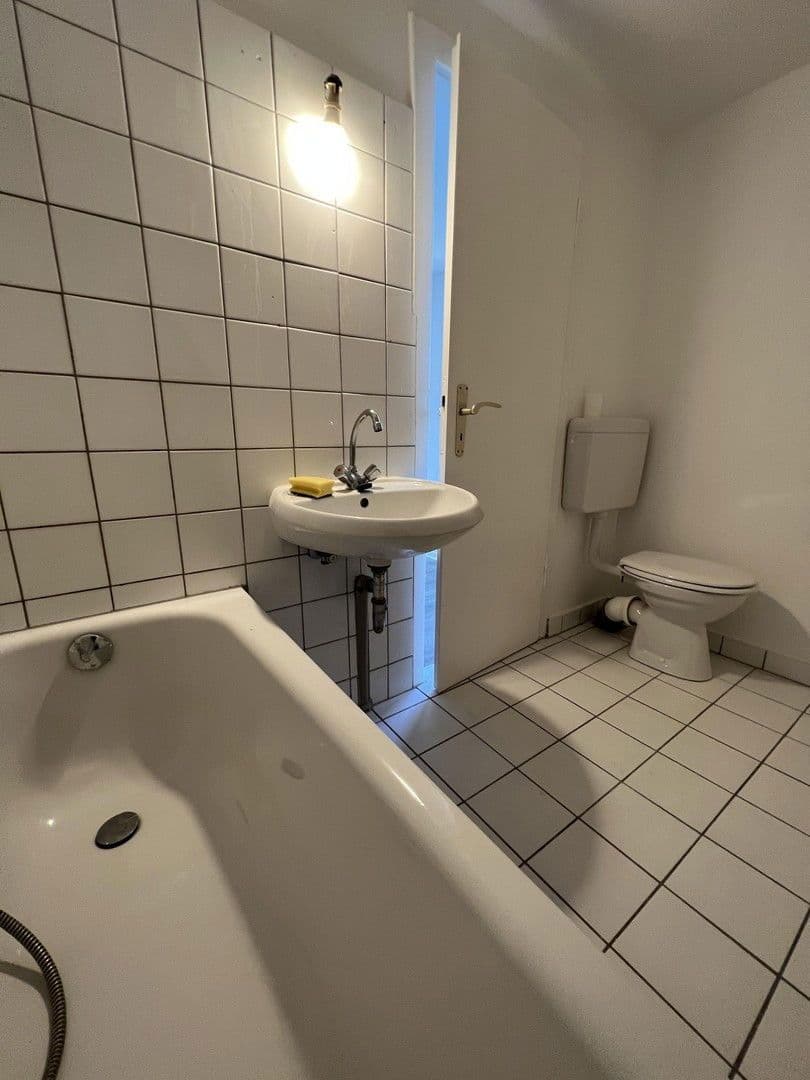 Prenájom bytu 1-izbový 28 m², Paradestr. 33, Wuppertal, Severné Porýnie - Westfálsko Prenájom bytu 1-izbový 28 m², Paradestr. 33, Wuppertal, Severné Porýnie - Westfálsko