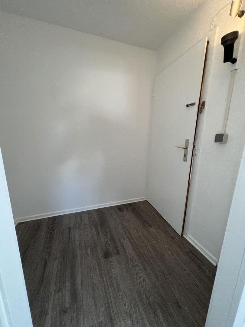 Prenájom bytu 1-izbový 28 m², Paradestr. 33, Wuppertal, Severné Porýnie - Westfálsko Prenájom bytu 1-izbový 28 m², Paradestr. 33, Wuppertal, Severné Porýnie - Westfálsko