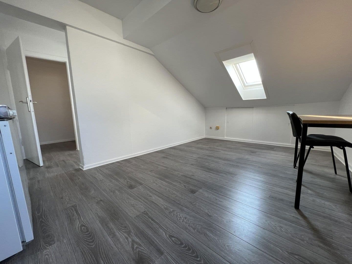 Prenájom bytu 1-izbový 28 m², Paradestr. 33, Wuppertal, Severné Porýnie - Westfálsko Prenájom bytu 1-izbový 28 m², Paradestr. 33, Wuppertal, Severné Porýnie - Westfálsko