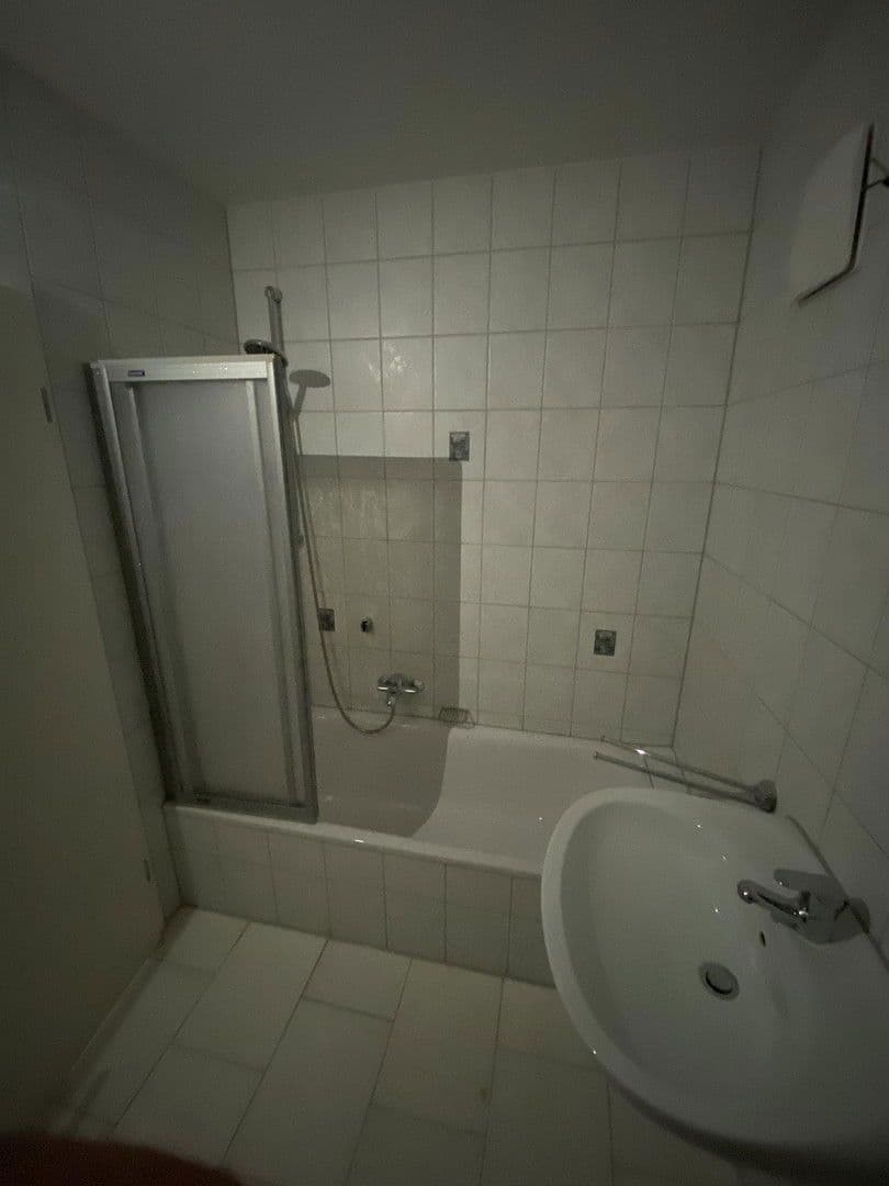 Prenájom bytu 2-izbový 62 m², Eschenweg 2, Schkopau, Sasko-Anhaltsko Prenájom bytu 2-izbový 62 m², Eschenweg 2, Schkopau, Sasko-Anhaltsko