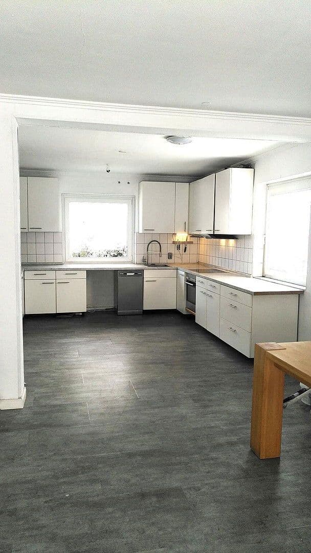 Predaj domu 170 m², pozemek 1.050 m², Kiebitzhagen 5, Seevetal, Dolné Sasko Predaj domu 170 m², pozemek 1.050 m², Kiebitzhagen 5, Seevetal, Dolné Sasko