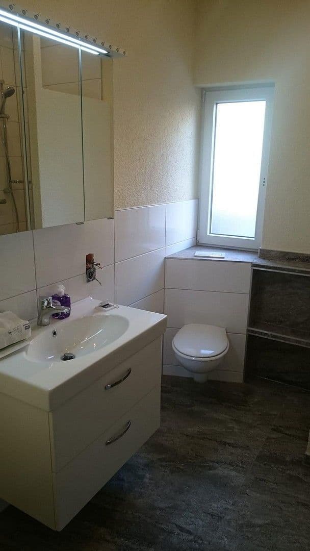 Predaj domu 365 m², pozemek 501 m², Rabenau, Hesensko Predaj domu 365 m², pozemek 501 m², Rabenau, Hesensko