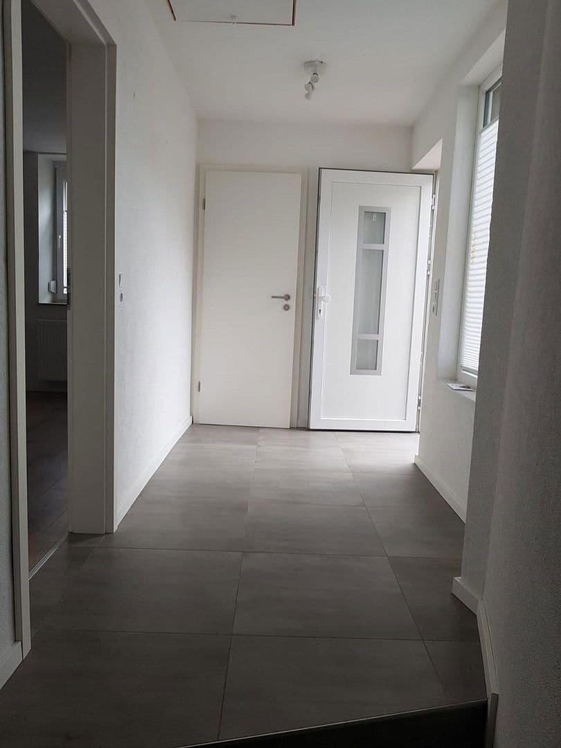 Predaj domu 365 m², pozemek 501 m², Rabenau, Hesensko Predaj domu 365 m², pozemek 501 m², Rabenau, Hesensko