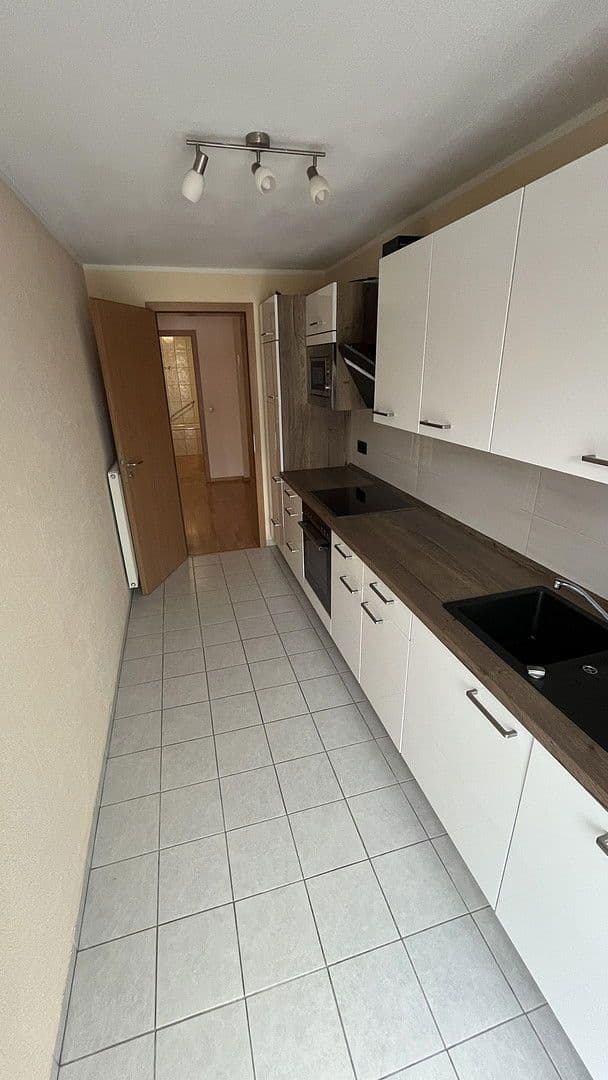 Prenájom bytu 2-izbový 68 m², Essen, Severné Porýnie - Westfálsko Prenájom bytu 2-izbový 68 m², Essen, Severné Porýnie - Westfálsko