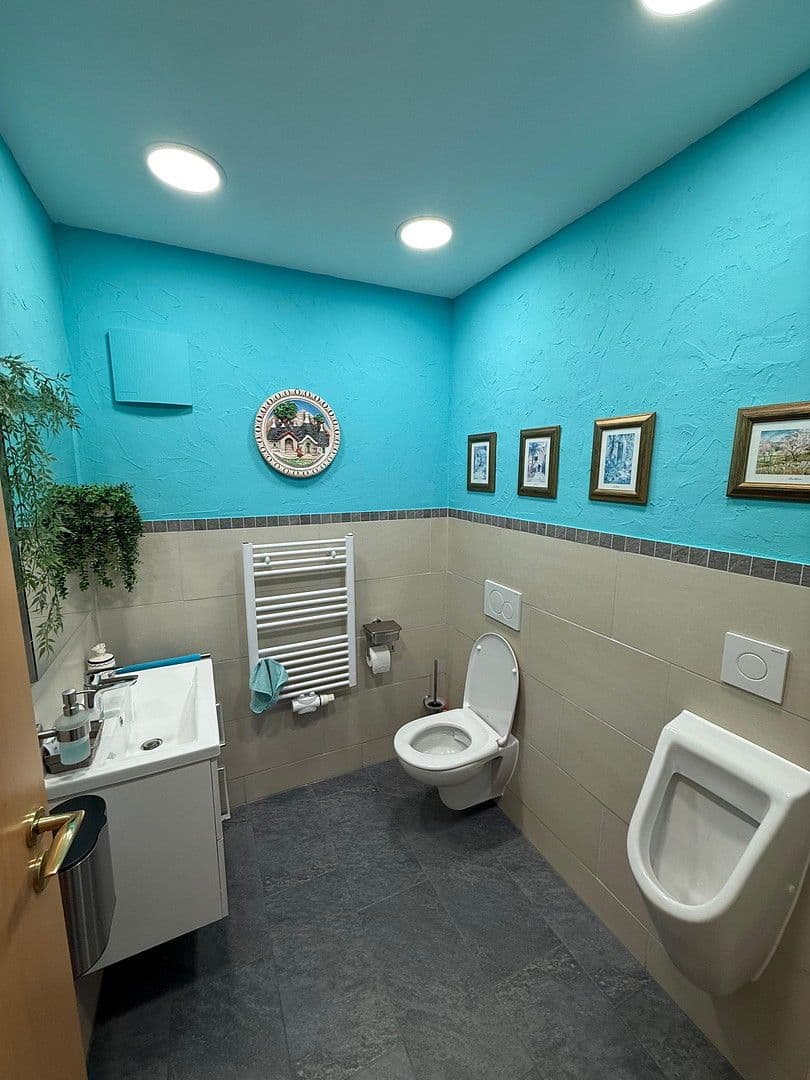 Predaj domu 280 m², pozemek 564 m², Kruft, Porýnie-Falcko Predaj domu 280 m², pozemek 564 m², Kruft, Porýnie-Falcko