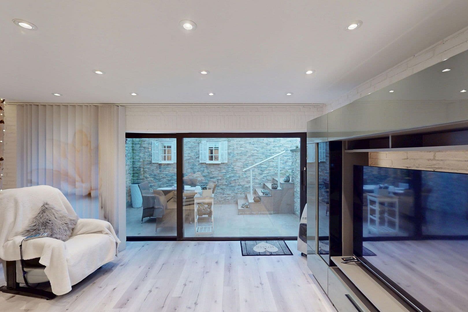 Predaj domu 268 m², pozemek 475 m², Kiefernweg 5, Ratingen, Severné Porýnie - Westfálsko Predaj domu 268 m², pozemek 475 m², Kiefernweg 5, Ratingen, Severné Porýnie - Westfálsko