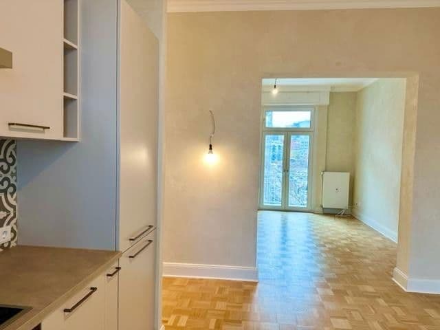 Predaj bytu 3-izbový 75 m², Frankfurt, Hesensko Predaj bytu 3-izbový 75 m², Frankfurt, Hesensko