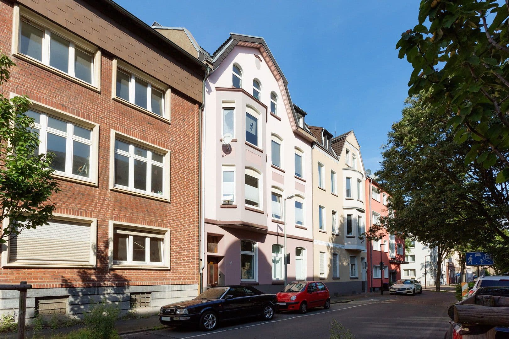 Prenájom bytu 3-izbový 82 m², Duisburg, Severné Porýnie - Westfálsko Prenájom bytu 3-izbový 82 m², Duisburg, Severné Porýnie - Westfálsko