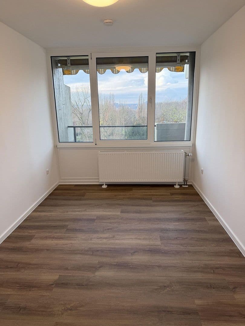 Prenájom bytu 3-izbový 97 m², Ziegeleiweg 20, Köln, Severné Porýnie - Westfálsko Prenájom bytu 3-izbový 97 m², Ziegeleiweg 20, Köln, Severné Porýnie - Westfálsko